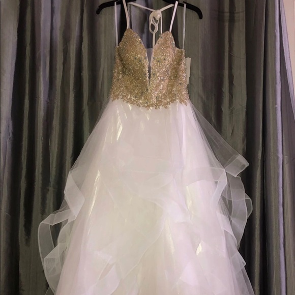 Long Formal Dress - Picture 1 of 4